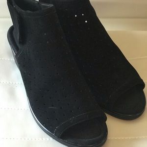 Super Cute Steve Madden Sandal